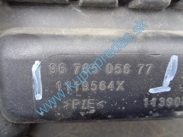 zadný nárazník na peugeot 208 HB, 9676505677